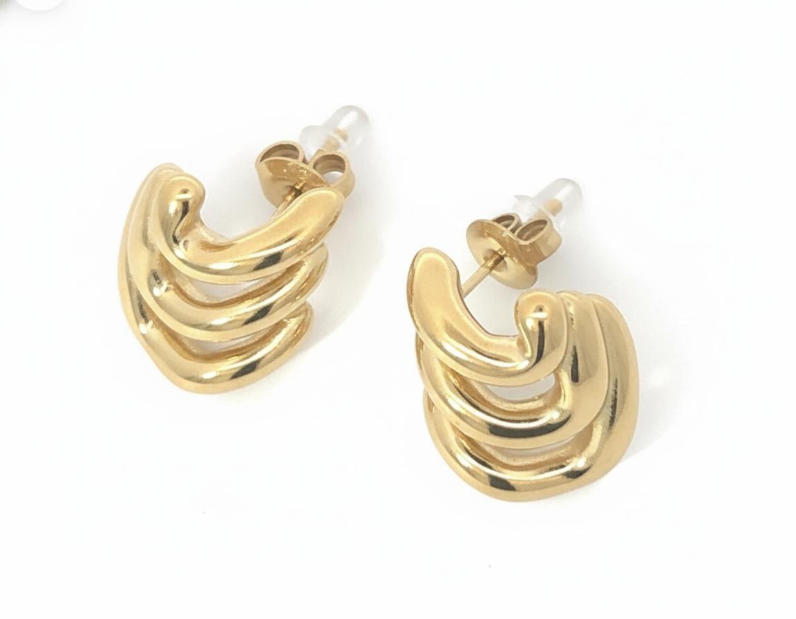 Triple Curve Stud Earrings